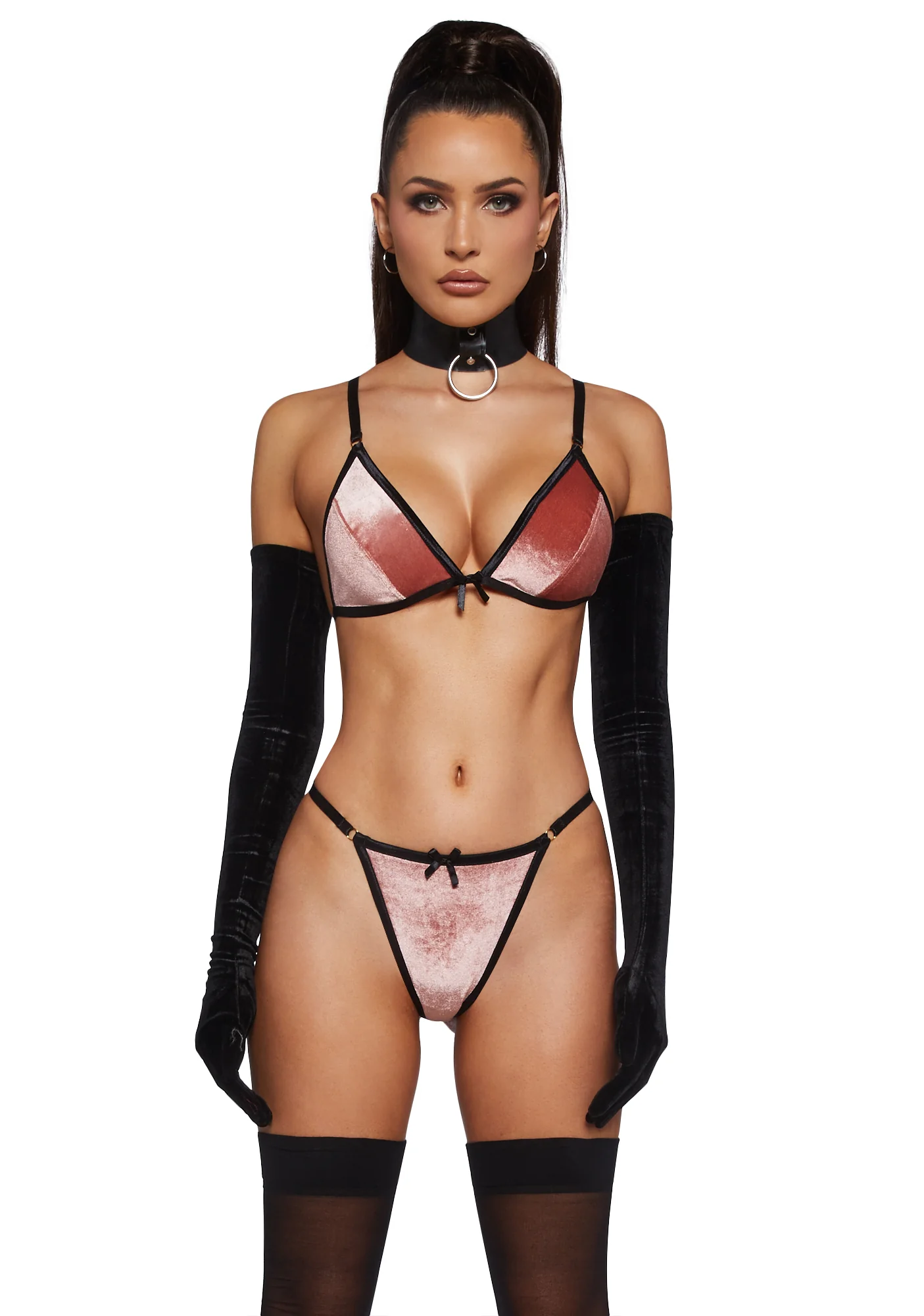 Crushin' On U Velvet Bra Set