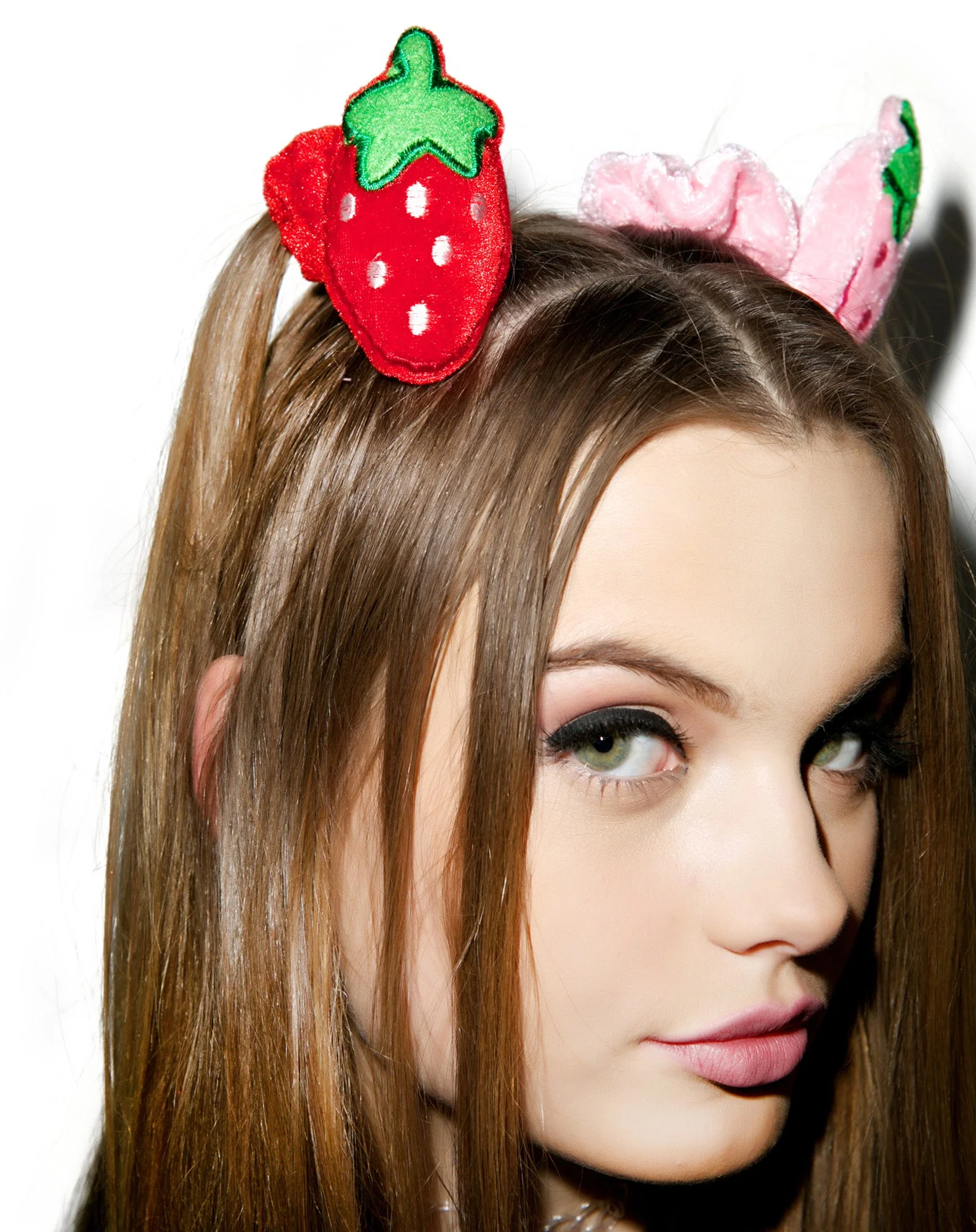 Ichigo Plush Scrunchie - Dark Pink - Image 6