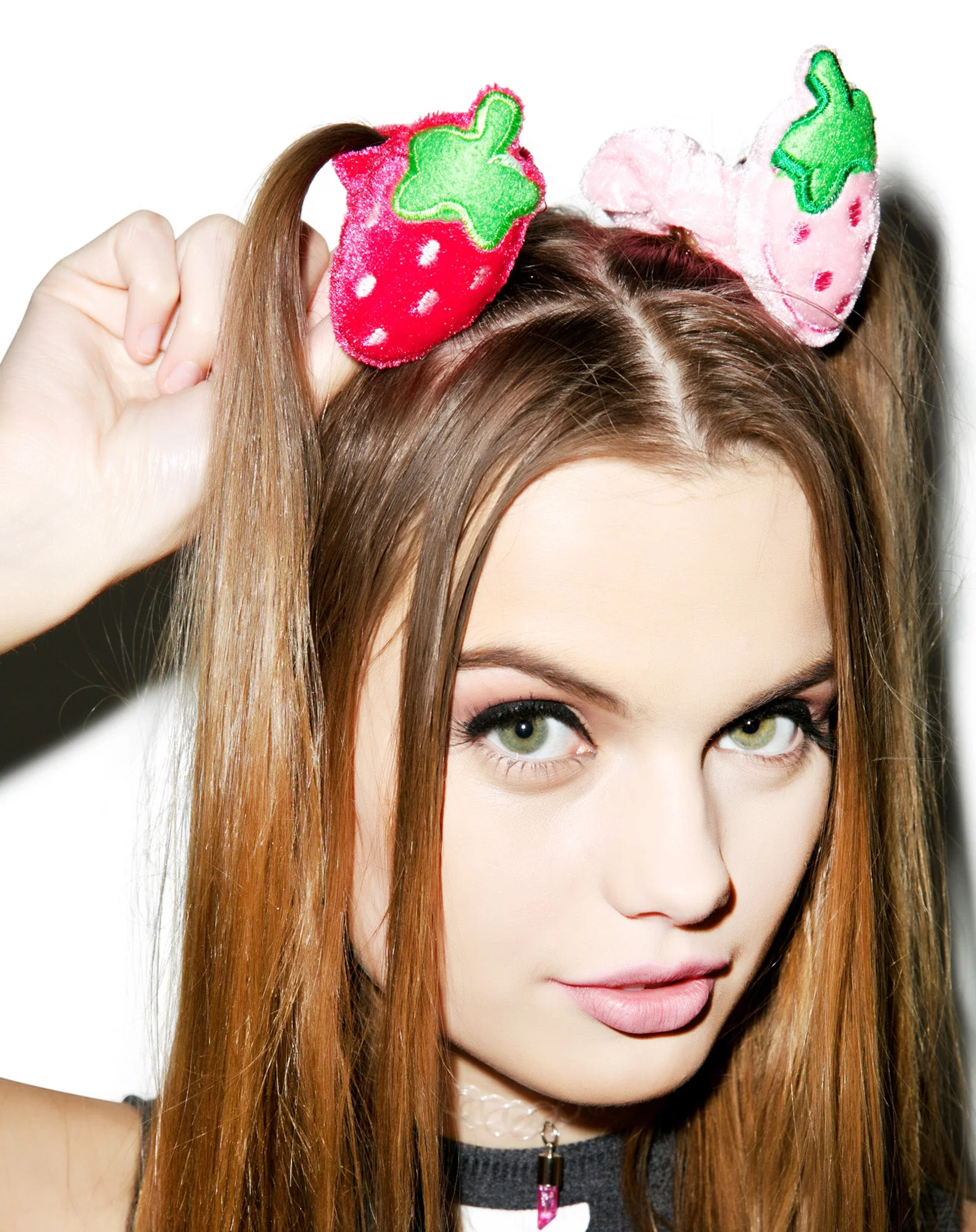 Ichigo Plush Scrunchie - Pink - Image 3