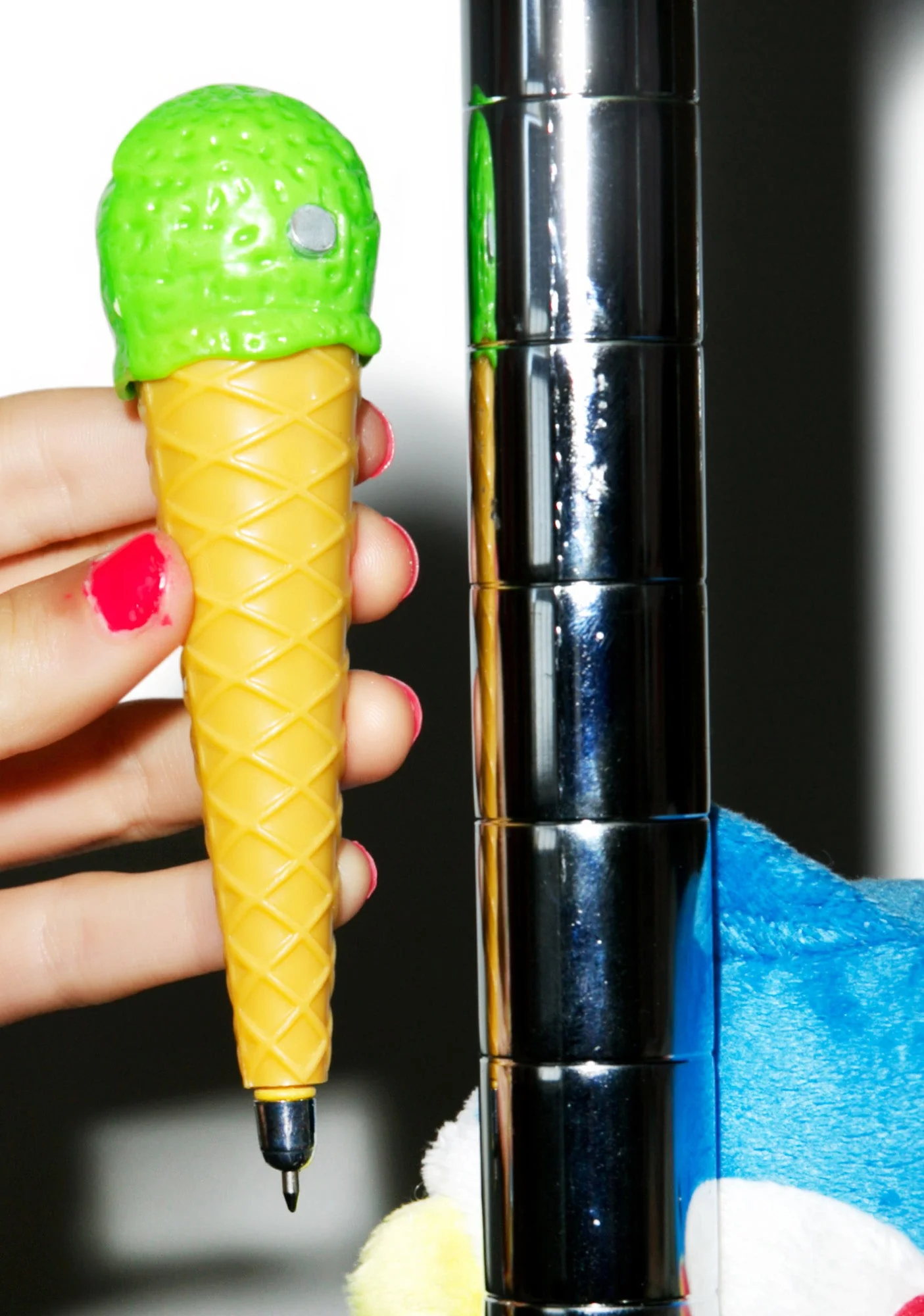 Single Scoop Ice Cream Pen - Green - Image 24